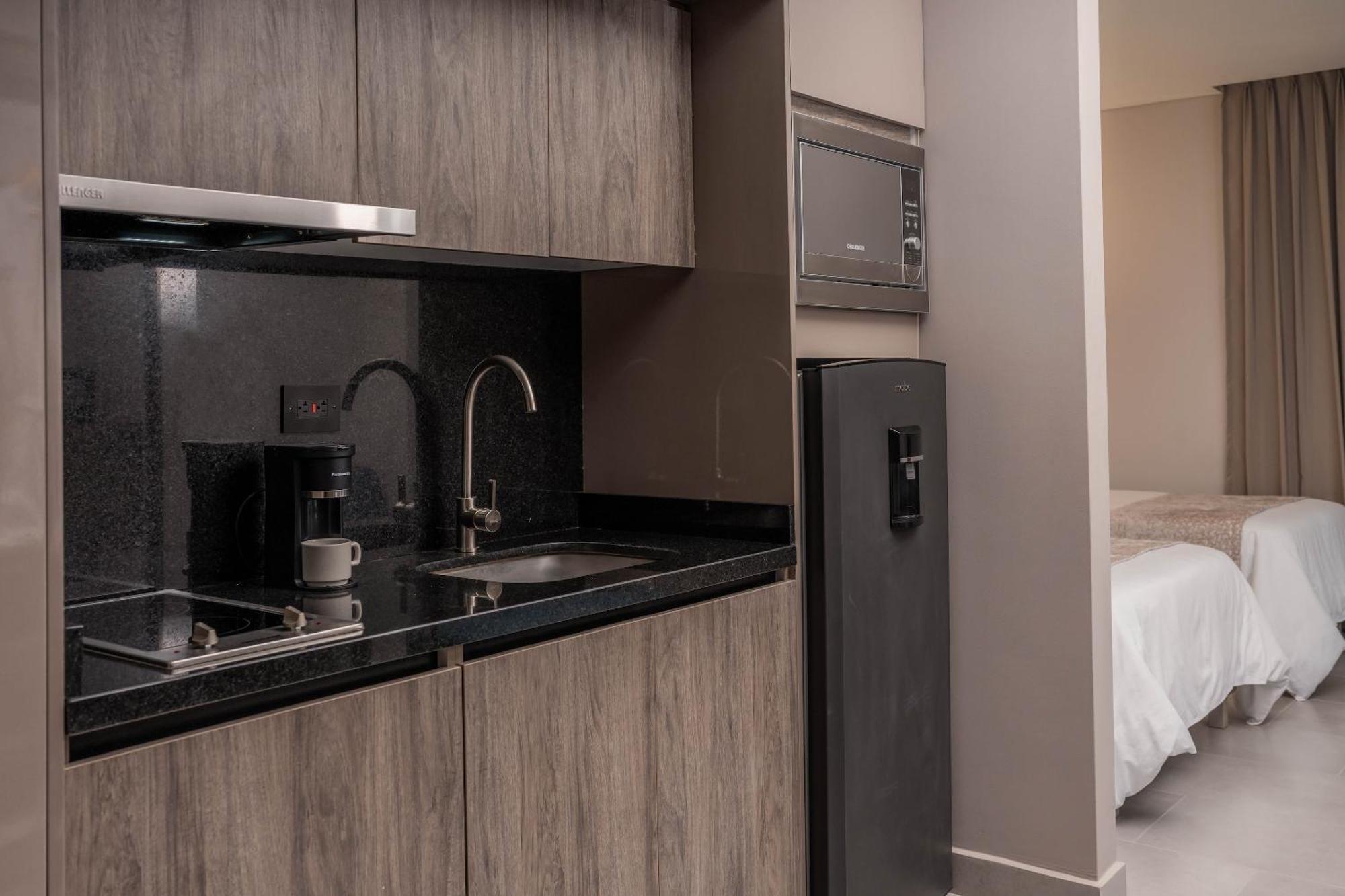 Amari Living Suites Barranquilla  Buitenkant foto